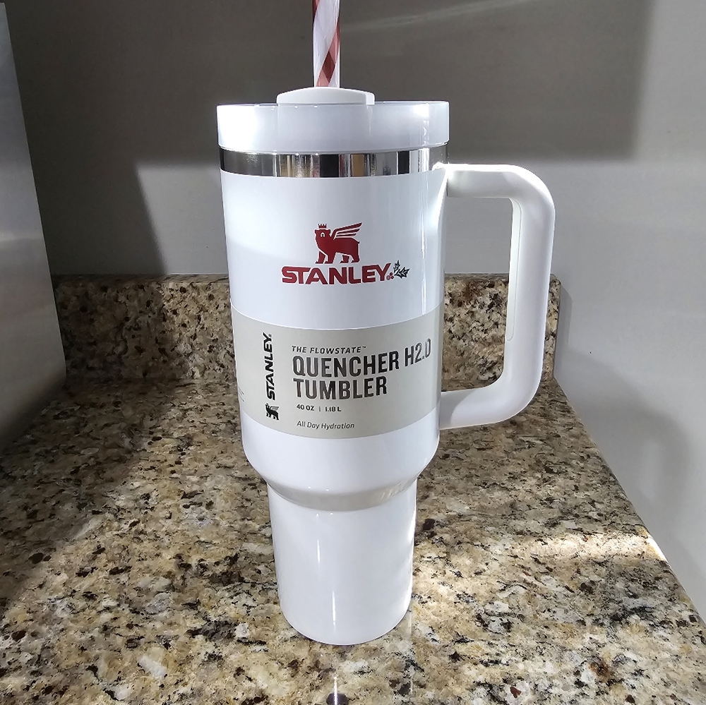 LIMITED EDITION Mistletoe Tumbler